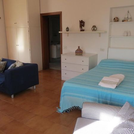 Bellavista Beachfront Apartments Quercianella Ngoại thất bức ảnh