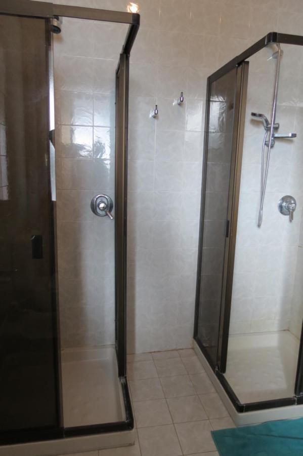 Bellavista Beachfront Apartments Quercianella Ngoại thất bức ảnh