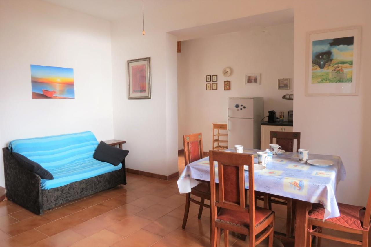 Bellavista Beachfront Apartments Quercianella Ngoại thất bức ảnh